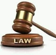 العقود والأنظمة التجارية